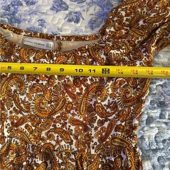 Faithfull the Brand Paisley Mini Dress in Brown and White - Picture 5 of 9